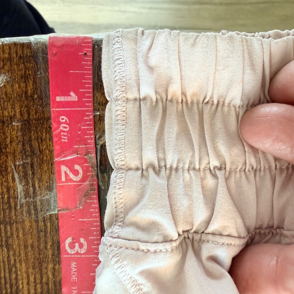 Lululemon Track That High-Rise Lined Short 5" Size 4 - Picture 13 of 13